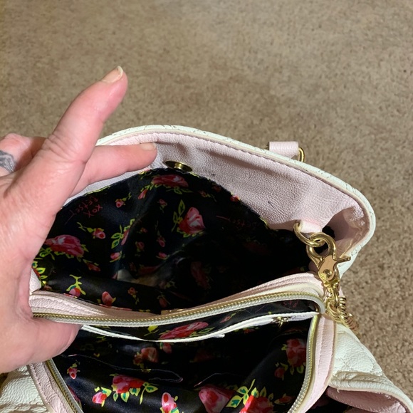 Betsey Johnson satchel - Picture 8 of 8